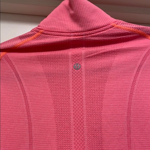 Lululemon half zip pullover - Picture 7 of 8